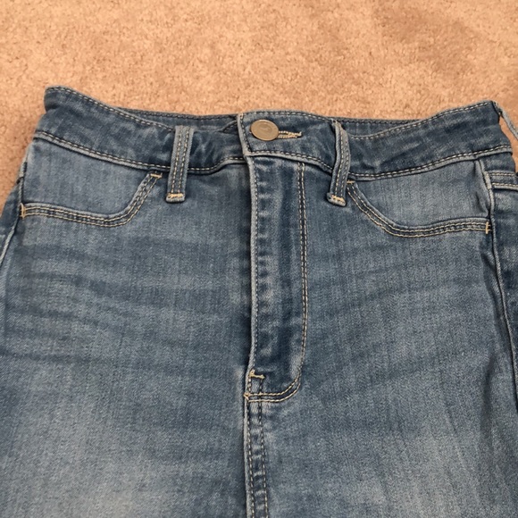 HOLLISTER JEANS HIGH RISE - Picture 5 of 7